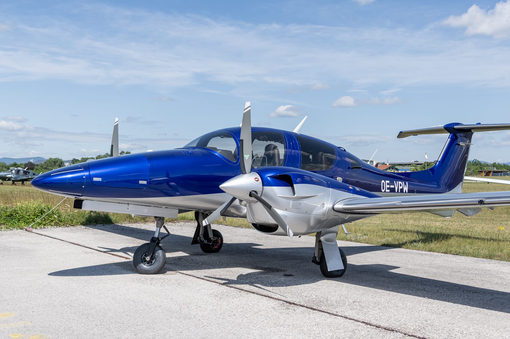 Diamond DA62