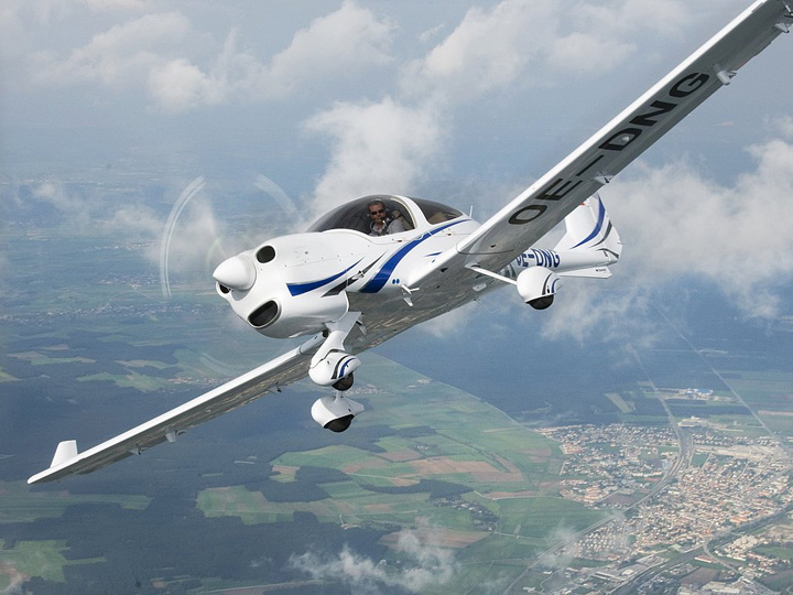 ᐈ САМОЛЕТ DIAMOND DA42 характеристики, описание, купить в Украине ✈ Ротор Украина